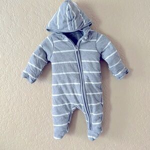 Burt Bees coveralls, zippered, organic cotton. Newborn